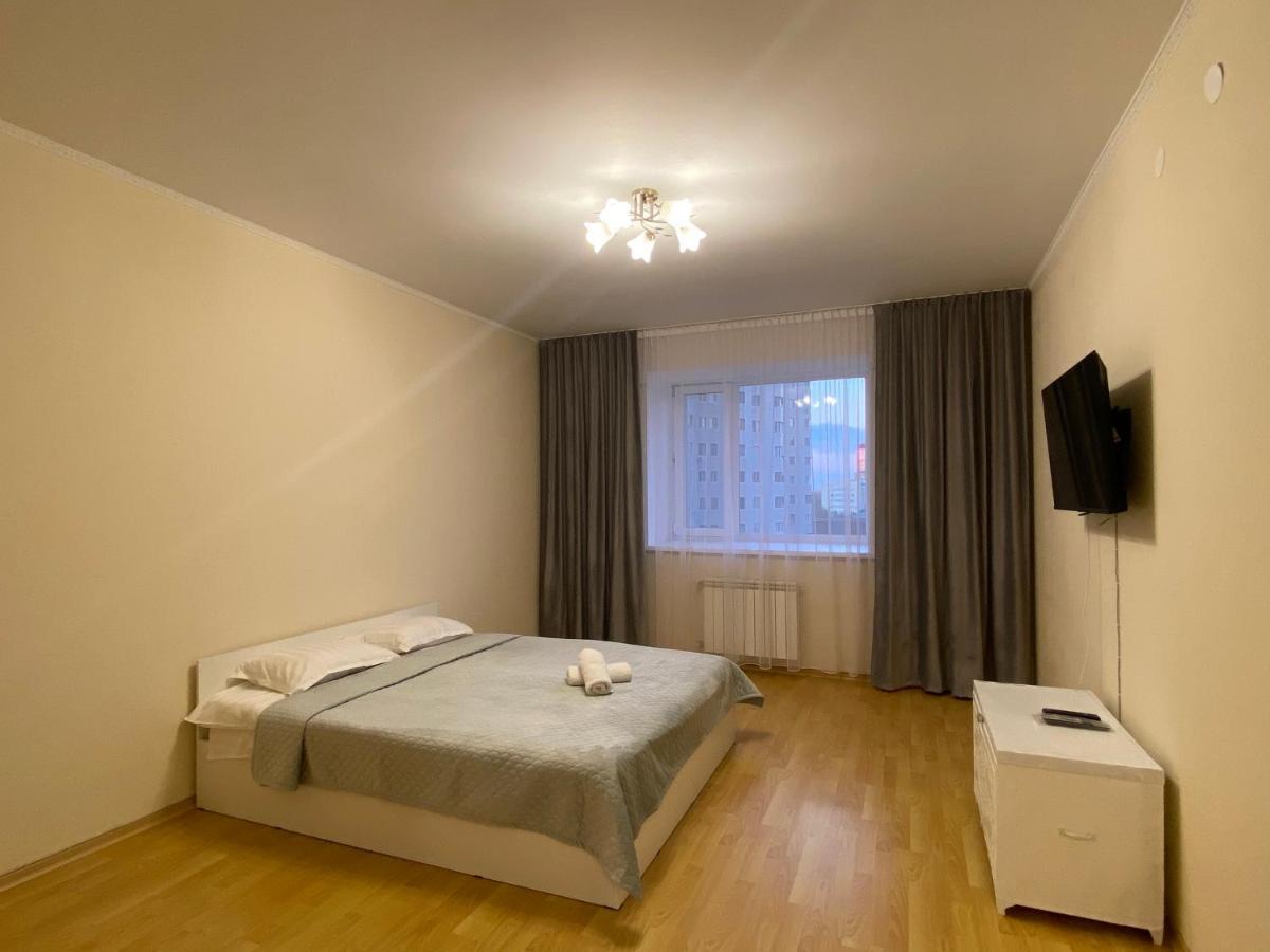 Apartment in the city centre Akmola Esterno foto